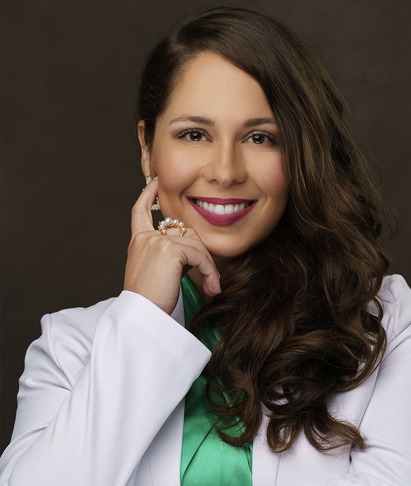 Anelisse Aesthetic Dental Design | Invisalign reg , ClearCorrect reg and Hollywood Porcelain Veneer Smile Transformations